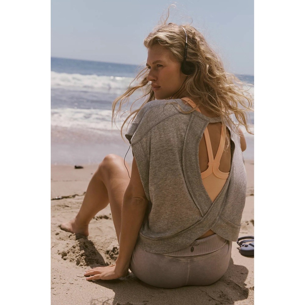 New Free People Movement My Time Tee Workout Shirt Medium/M Gray